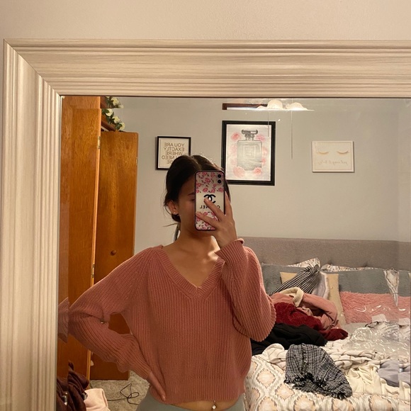 Crop Sweater - Picture 1 of 2